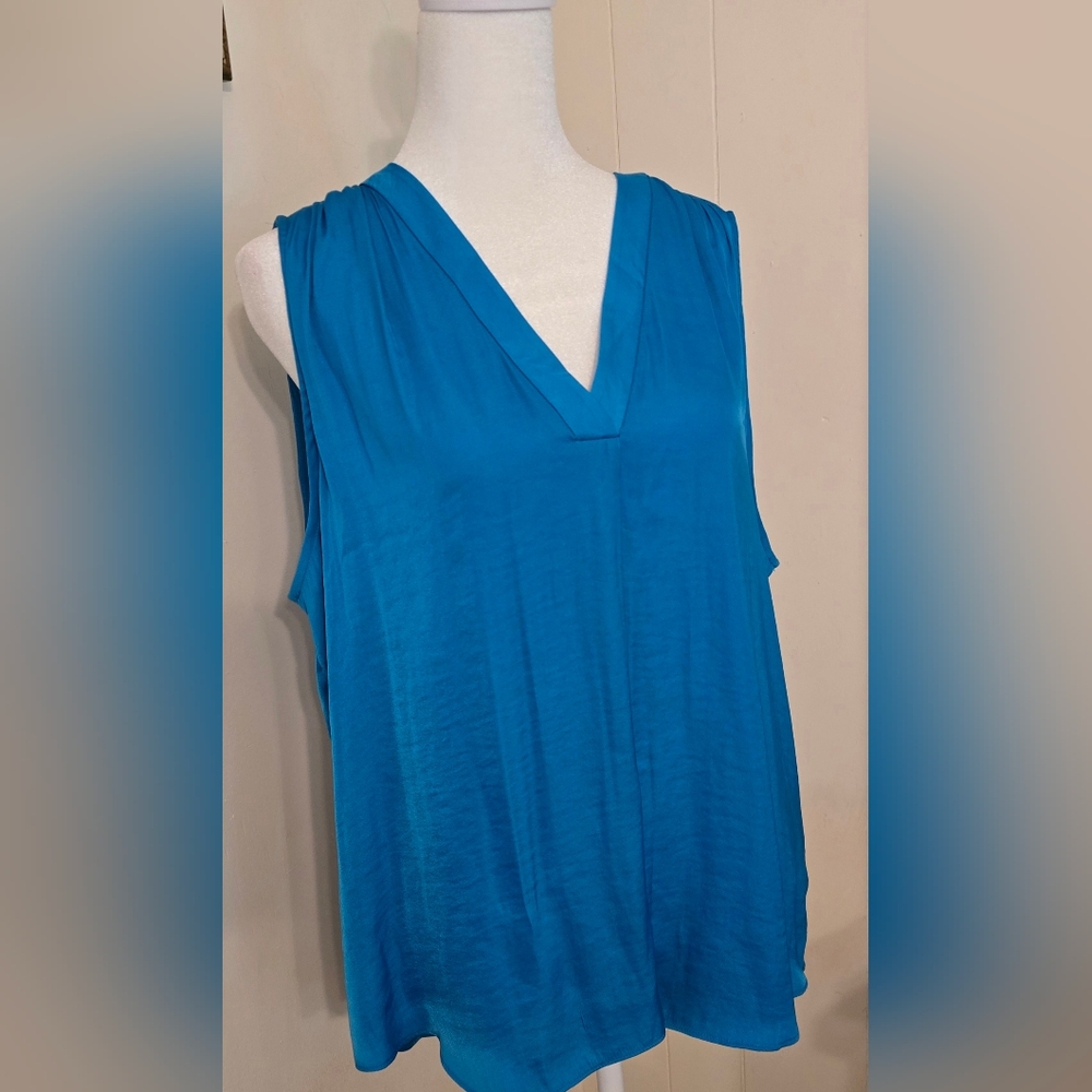Vince Camuto Blue Relaxed Tank Top